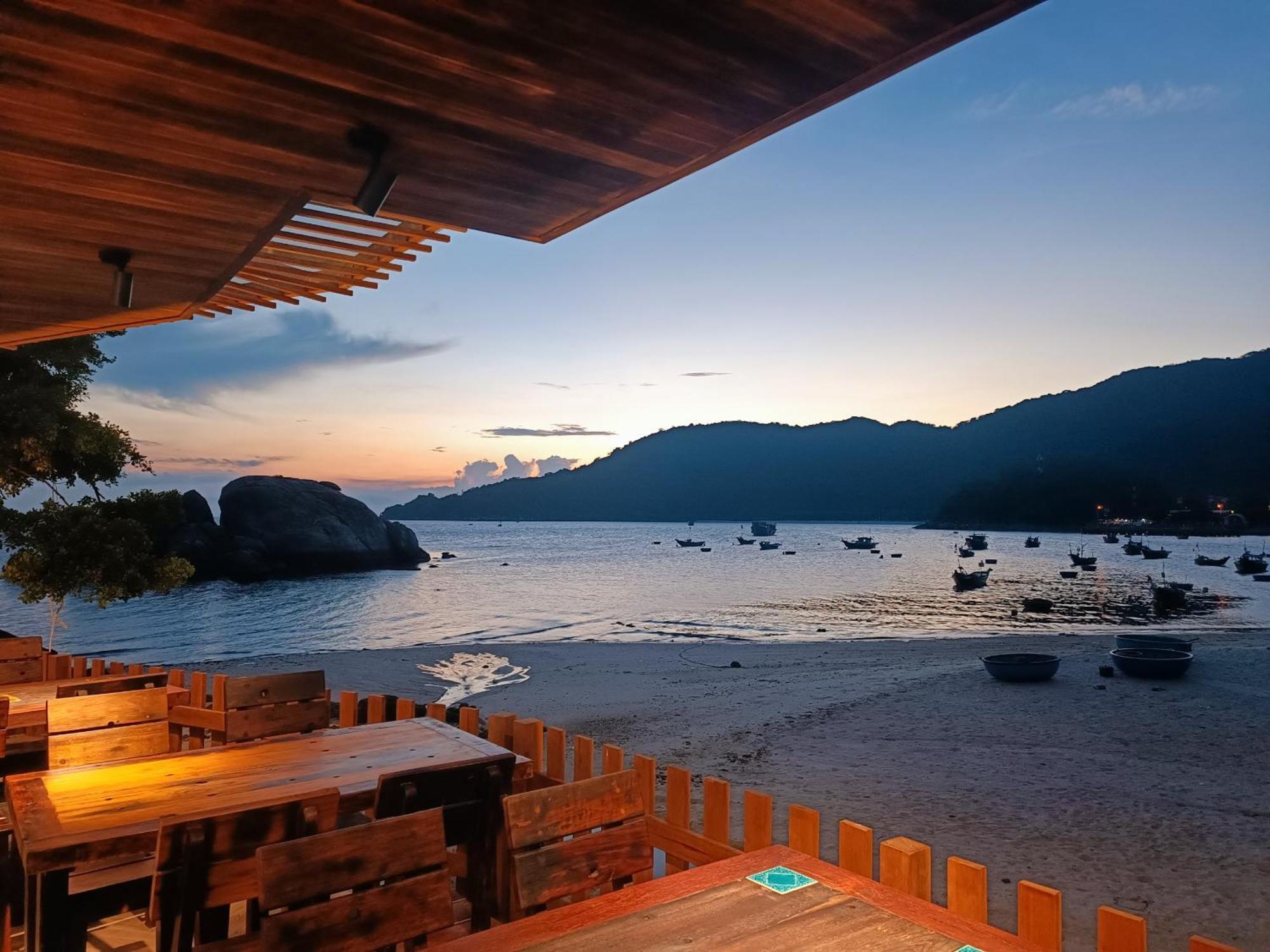 The Coral Homestay & Pub Tan Hiep  Экстерьер фото